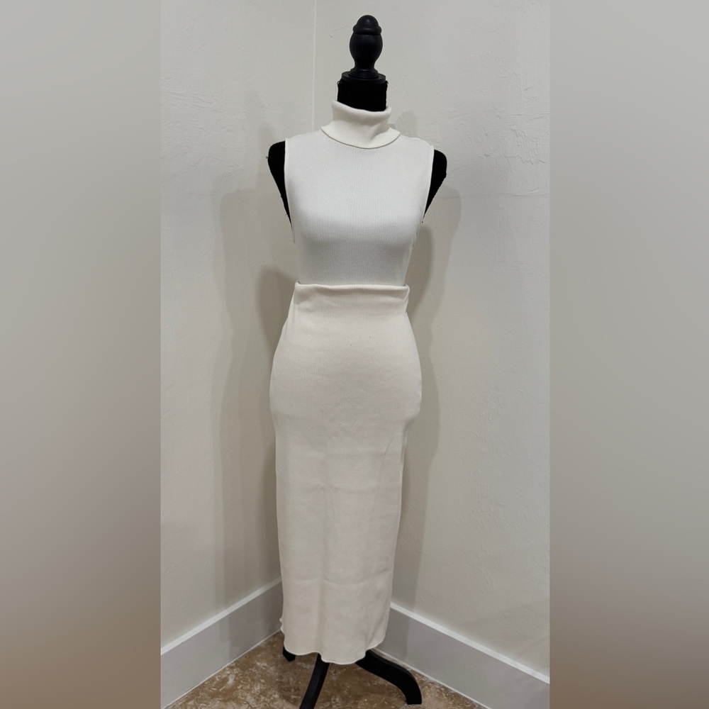 Zara Cream Midi Skirt